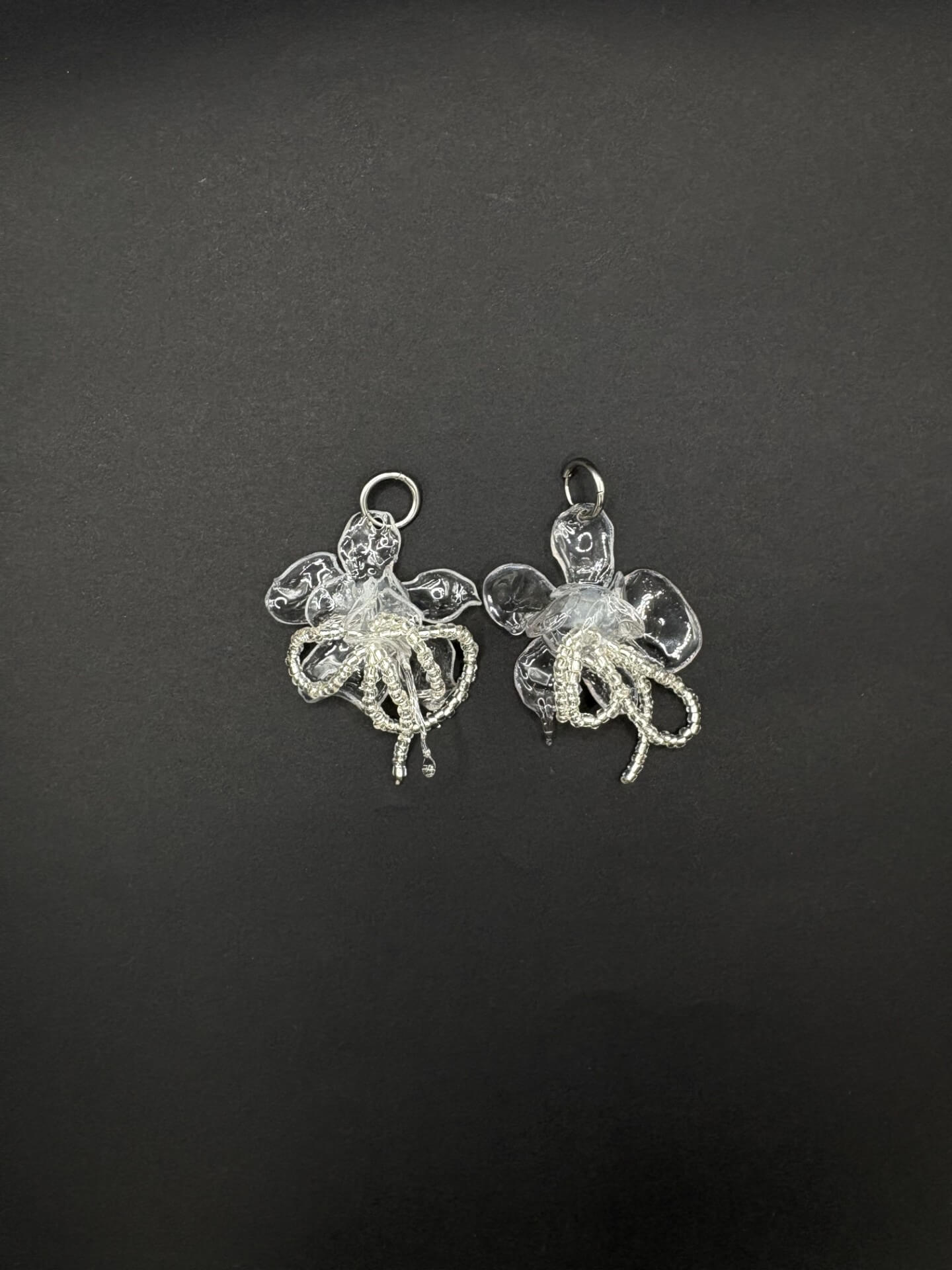 Pendientes Amaranto Transoarentes cortos