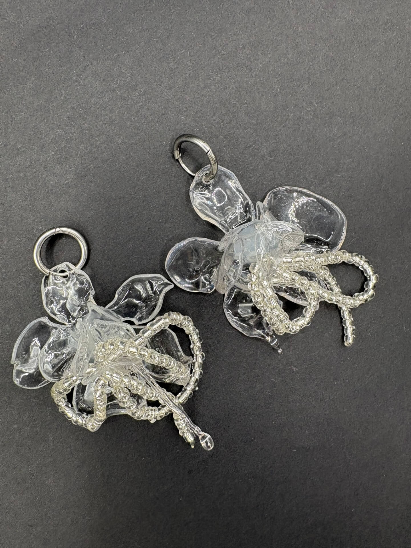 Pendientes Amaranto Transoarentes cortos