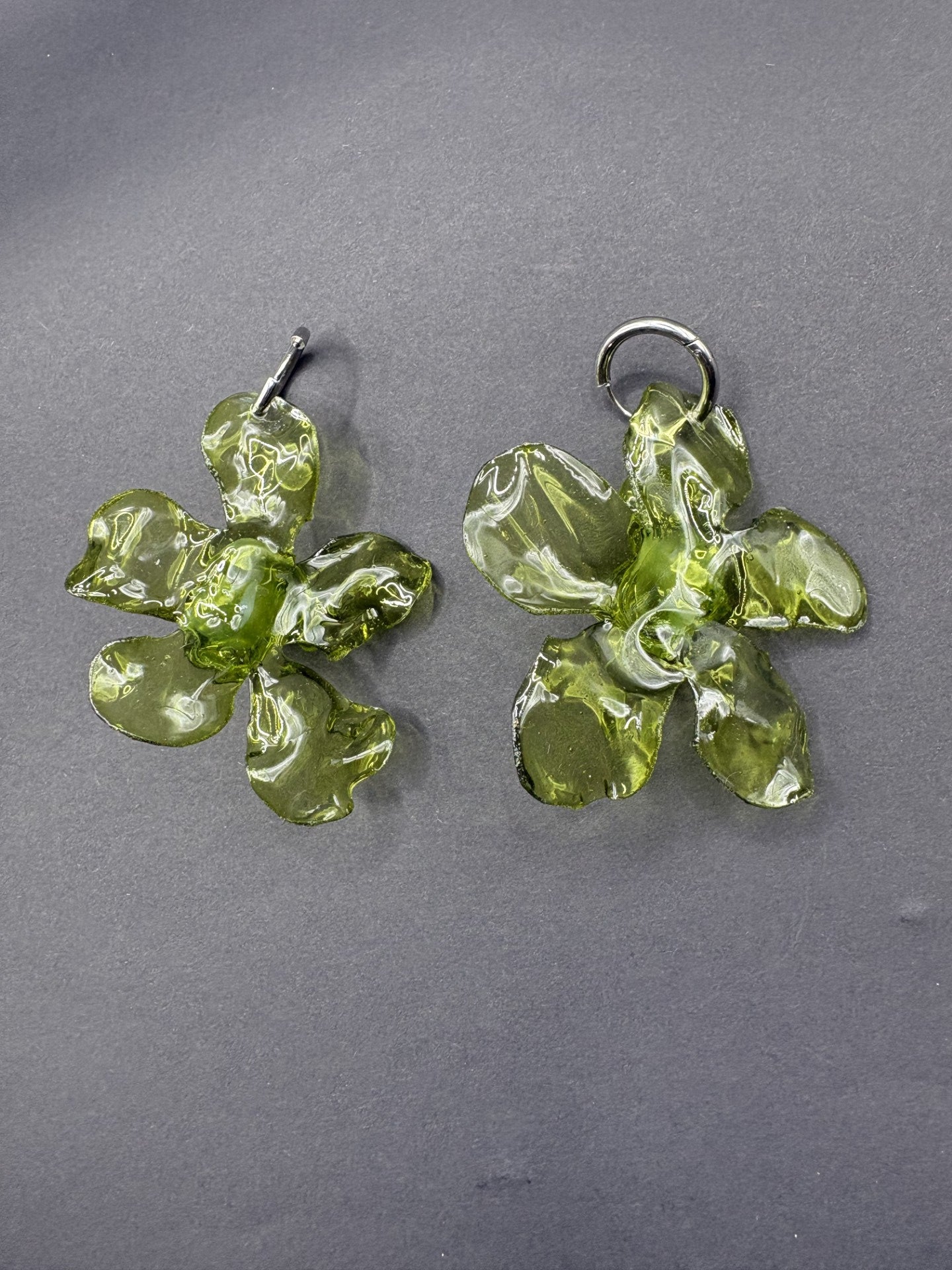 Pendientes Magnolia Verde Oliva
