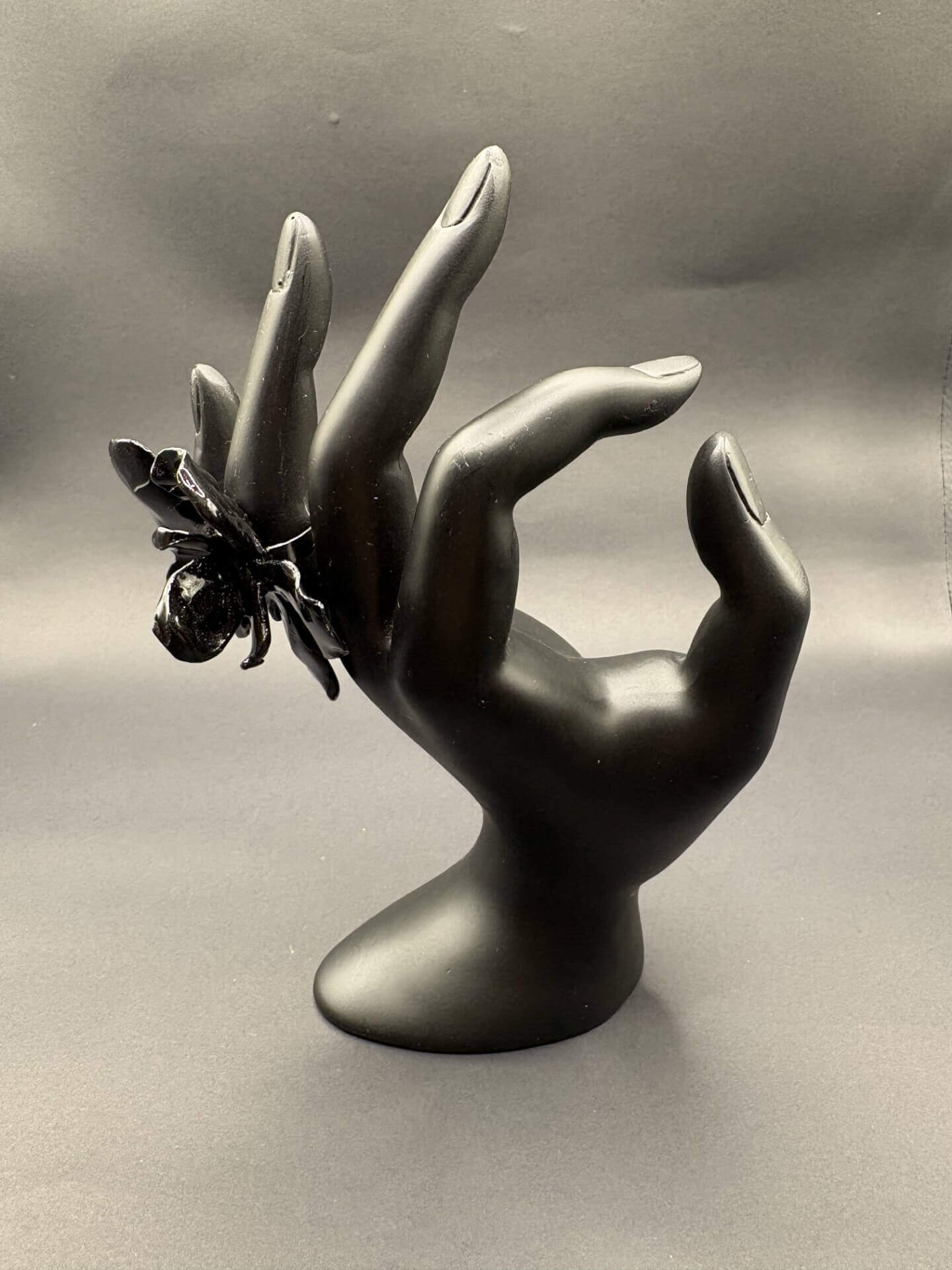 Anillo Magnolia Negro