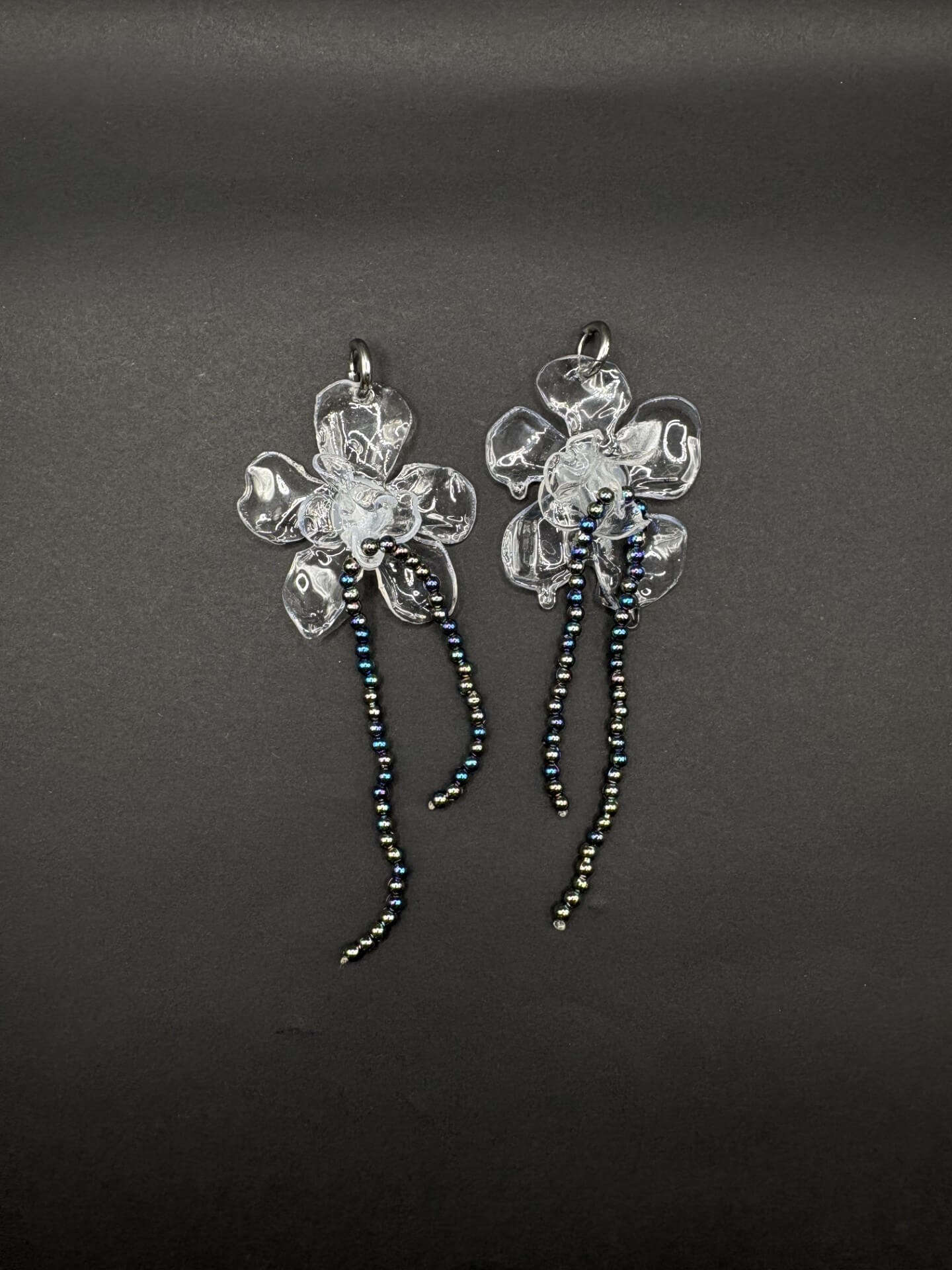 Pendientes Saturnight