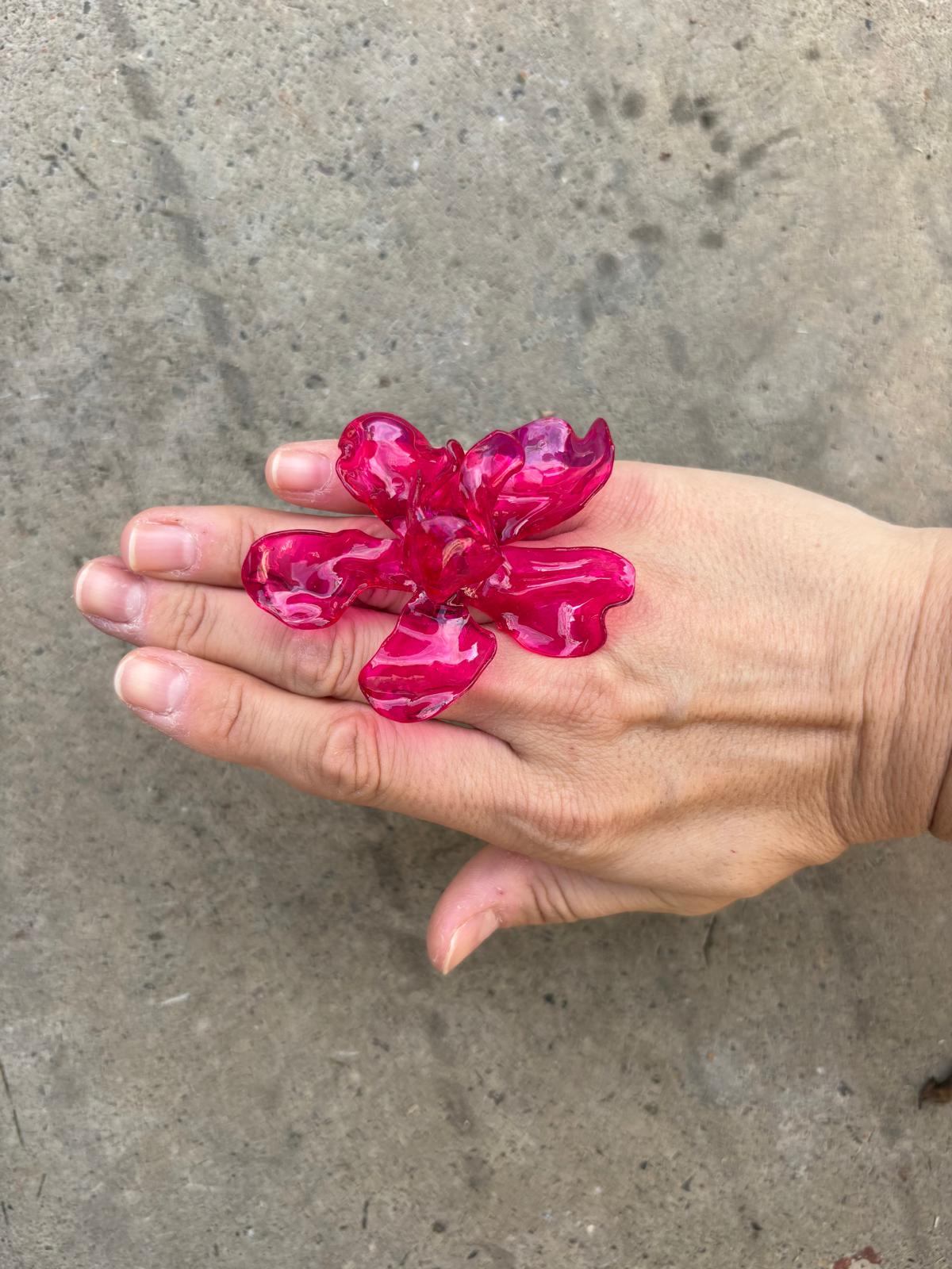 Anillo flor fucsia