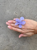 Anillo flor lila