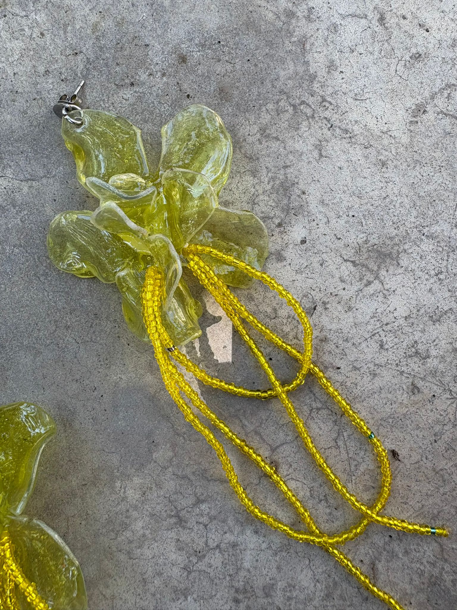 Pendientes flor amarillo