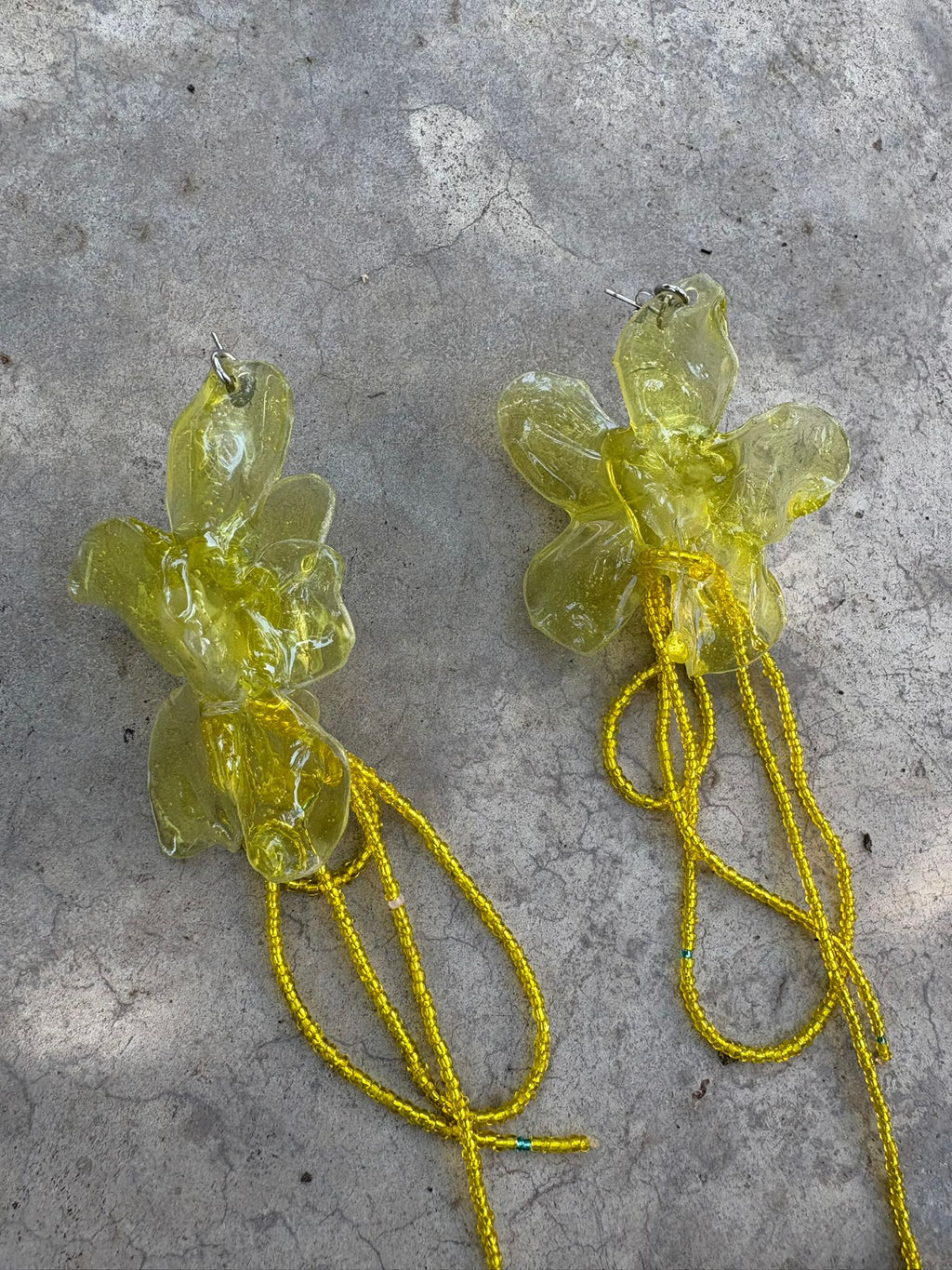 Pendientes flor amarillo