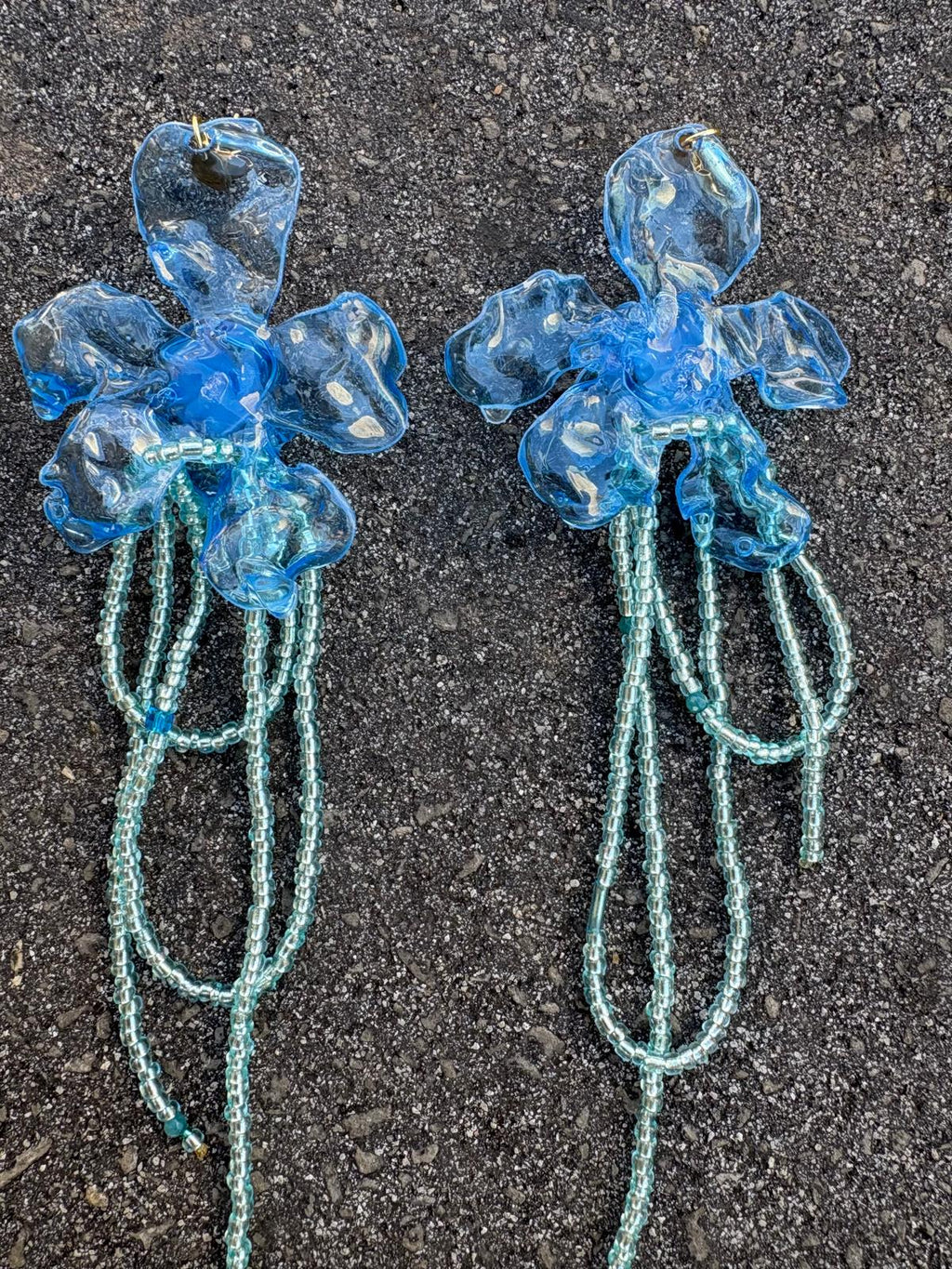 Pendientes flor azul clarito