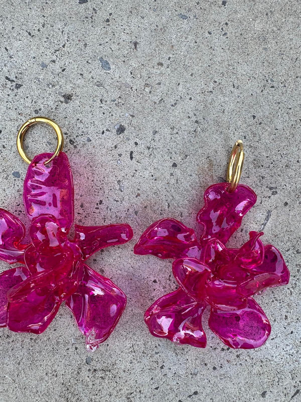 Pendientes flor fucsya grandes