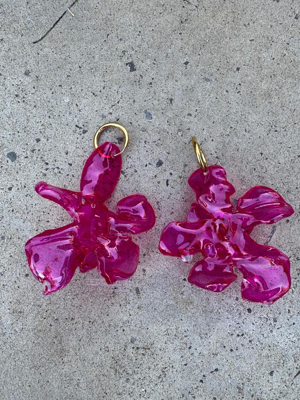 Pendientes flor fucsya grandes