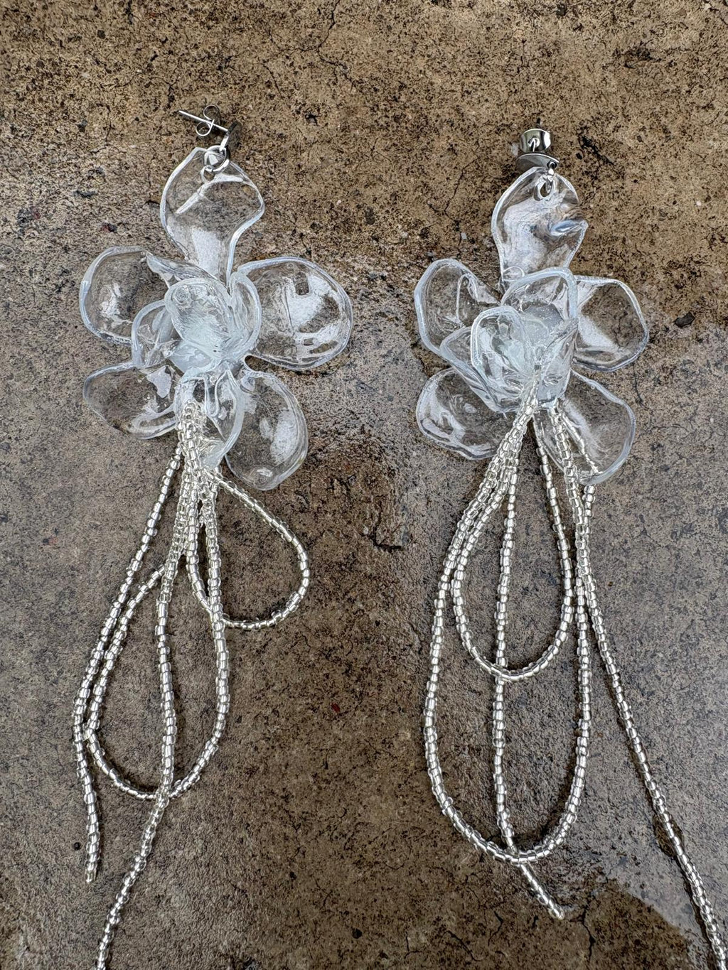 Pendientes_flor_transparente