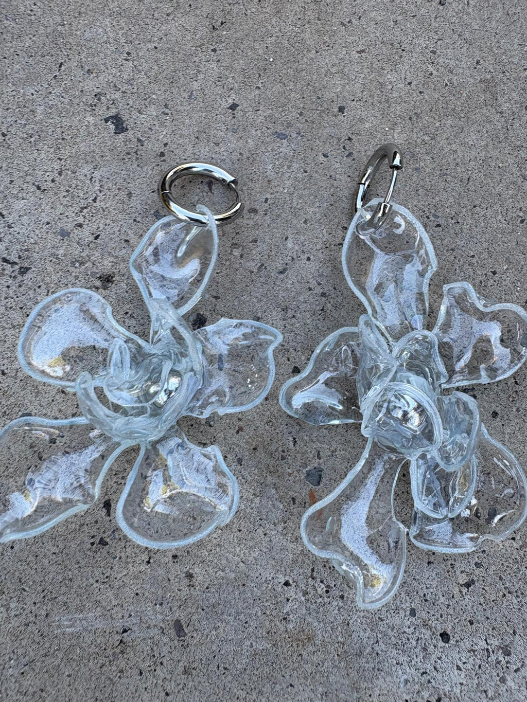 Pendientes flor transparente grandes