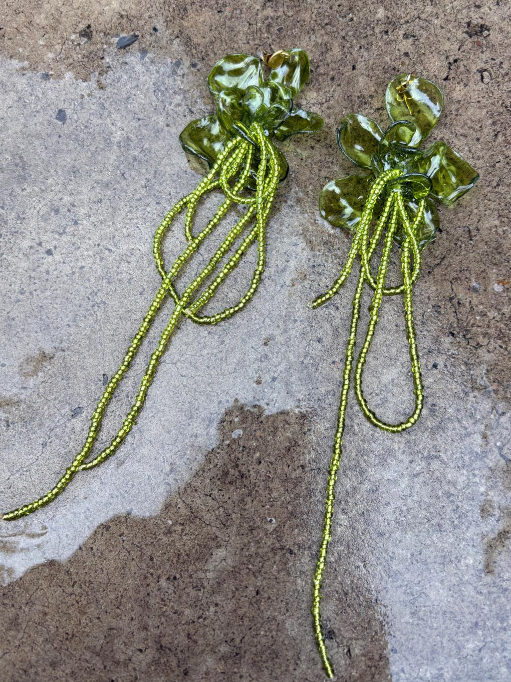 Pendientes_flor_verde oliva