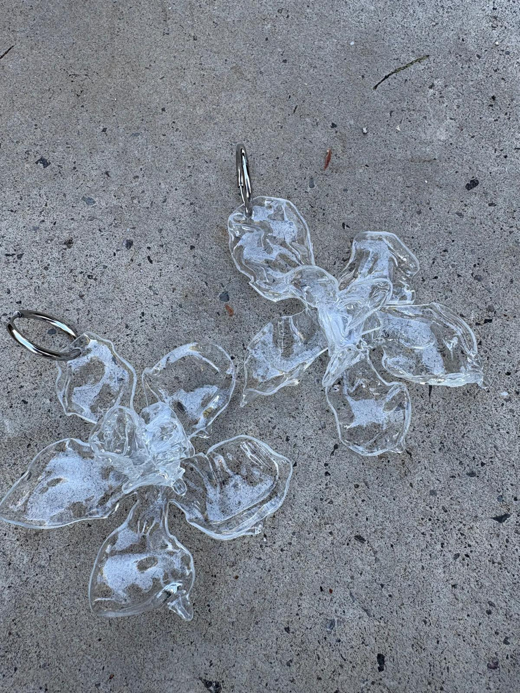 Pendientes llamativos flor