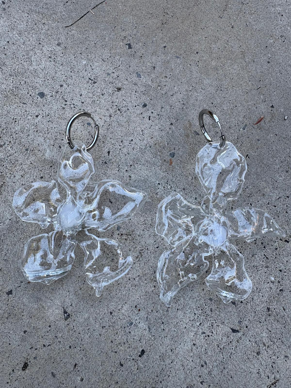 Pendientes llamativos flor