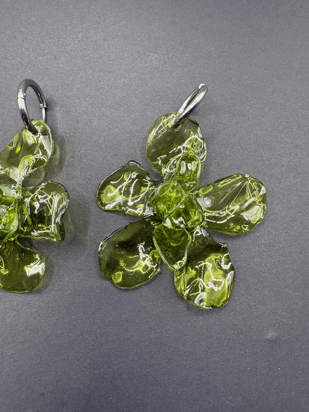 Pendientes Magnolia Verde Oliva