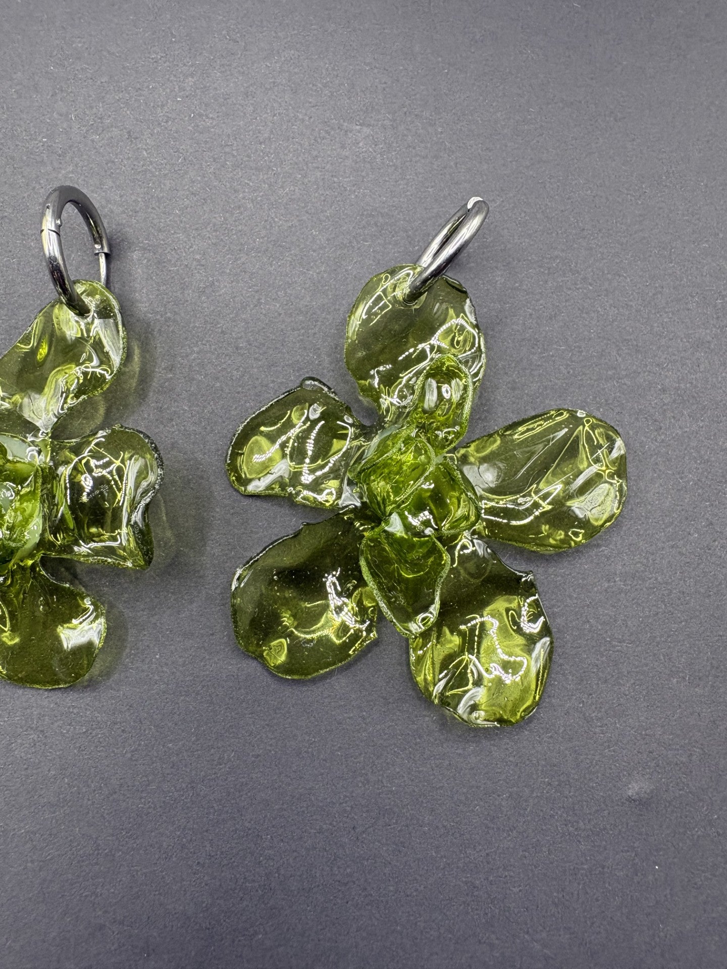 Pendientes Magnolia Verde Oliva