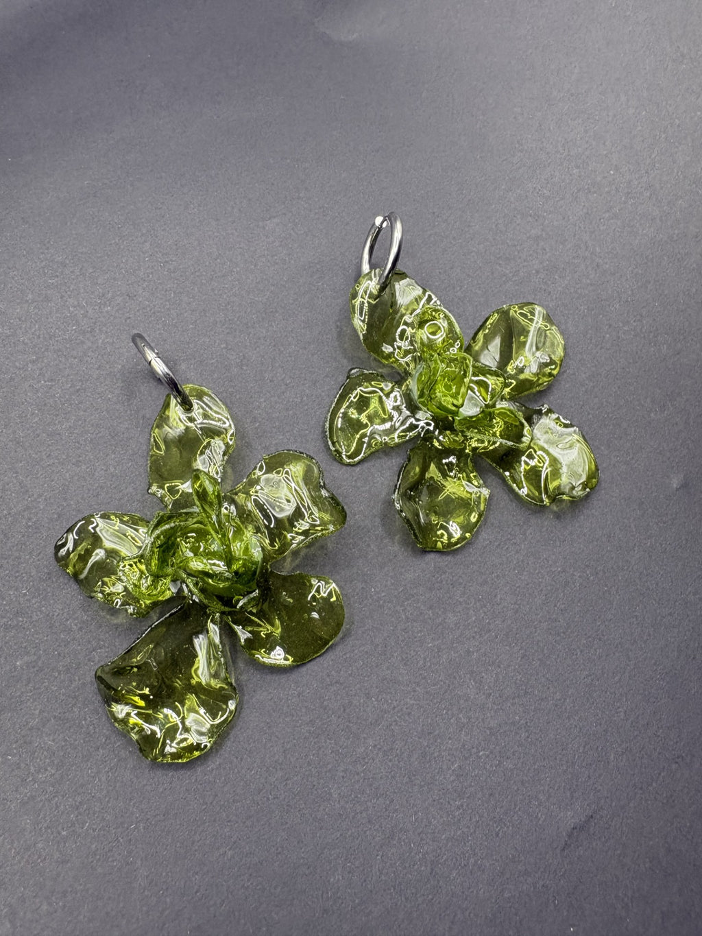Pendientes Magnolia Verde Oliva