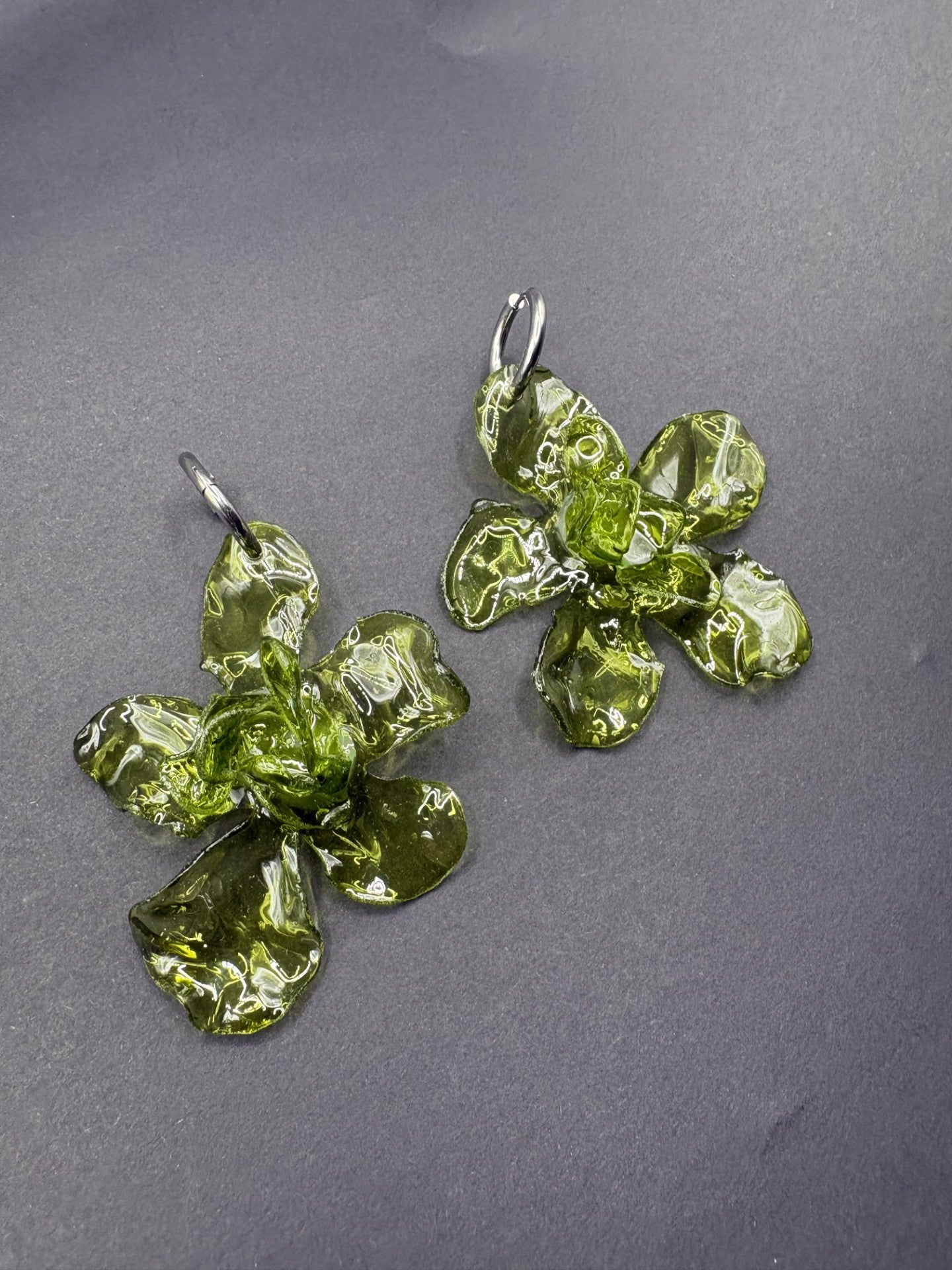 Pendientes Magnolia Verde Oliva