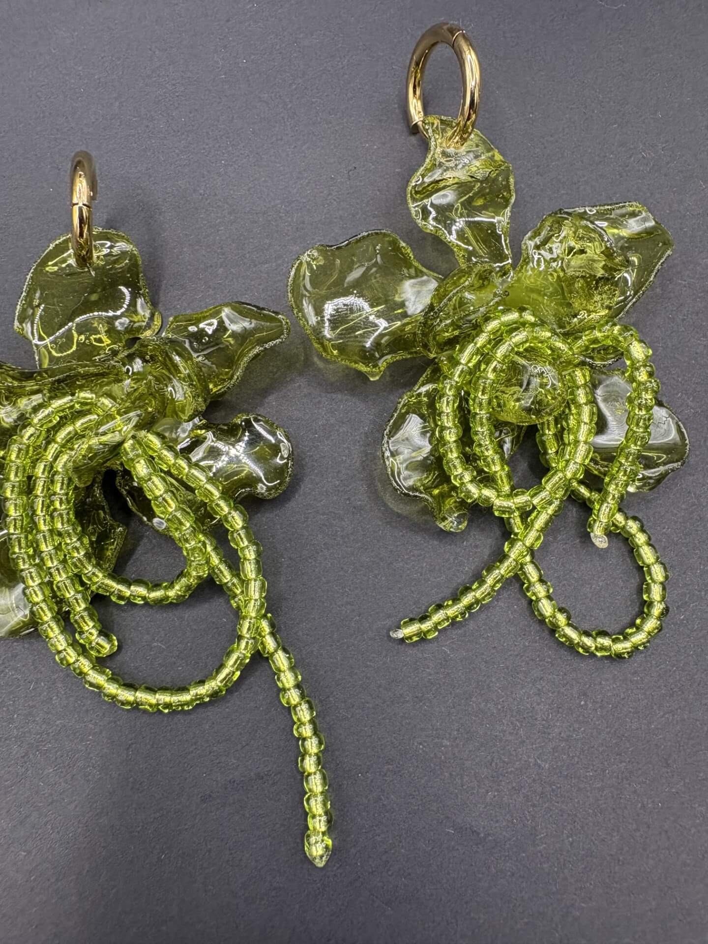 Pendientes Amaranto Oliva Corto