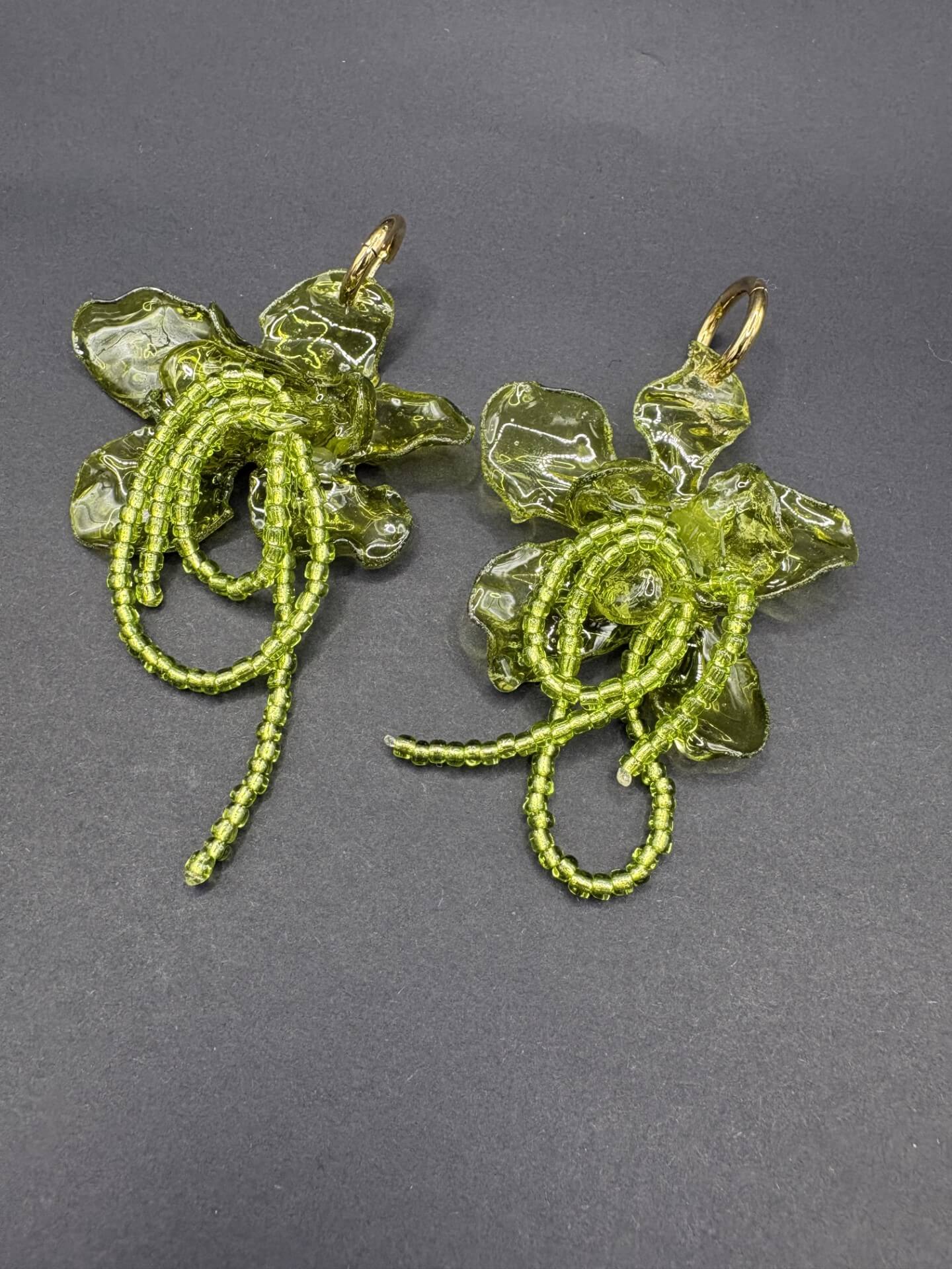 Pendientes Amaranto Oliva Corto