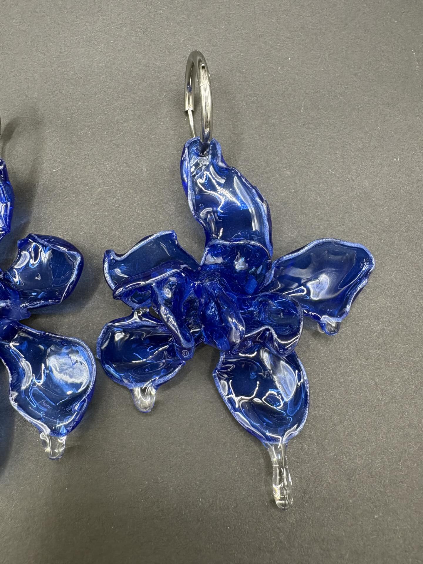 Pendientes Magnolia Azul marino