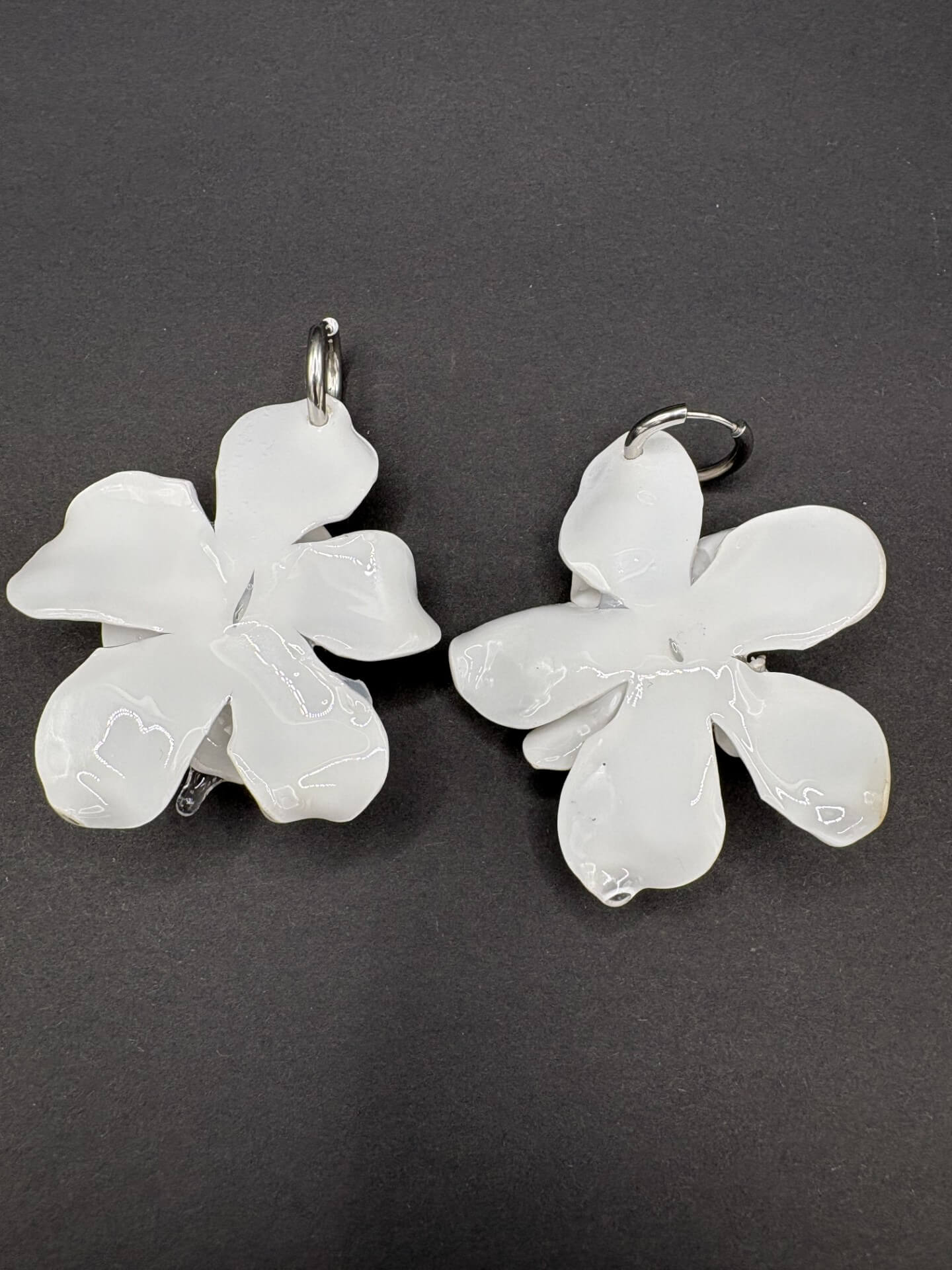 Pendientes Magnolia blanco