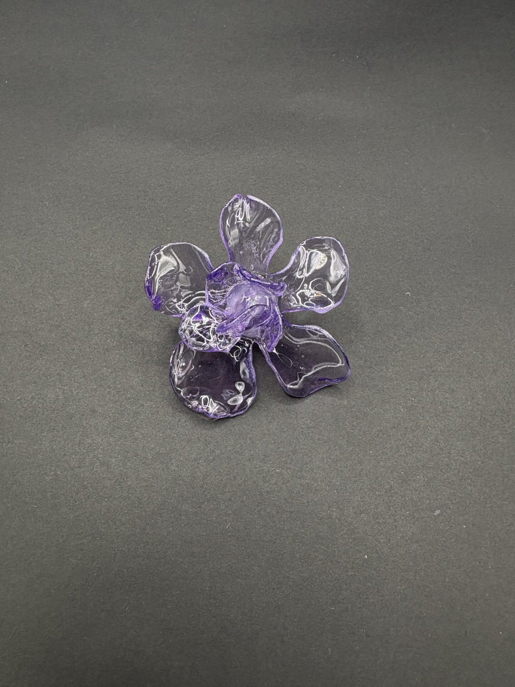 Anillo Magnolia lila