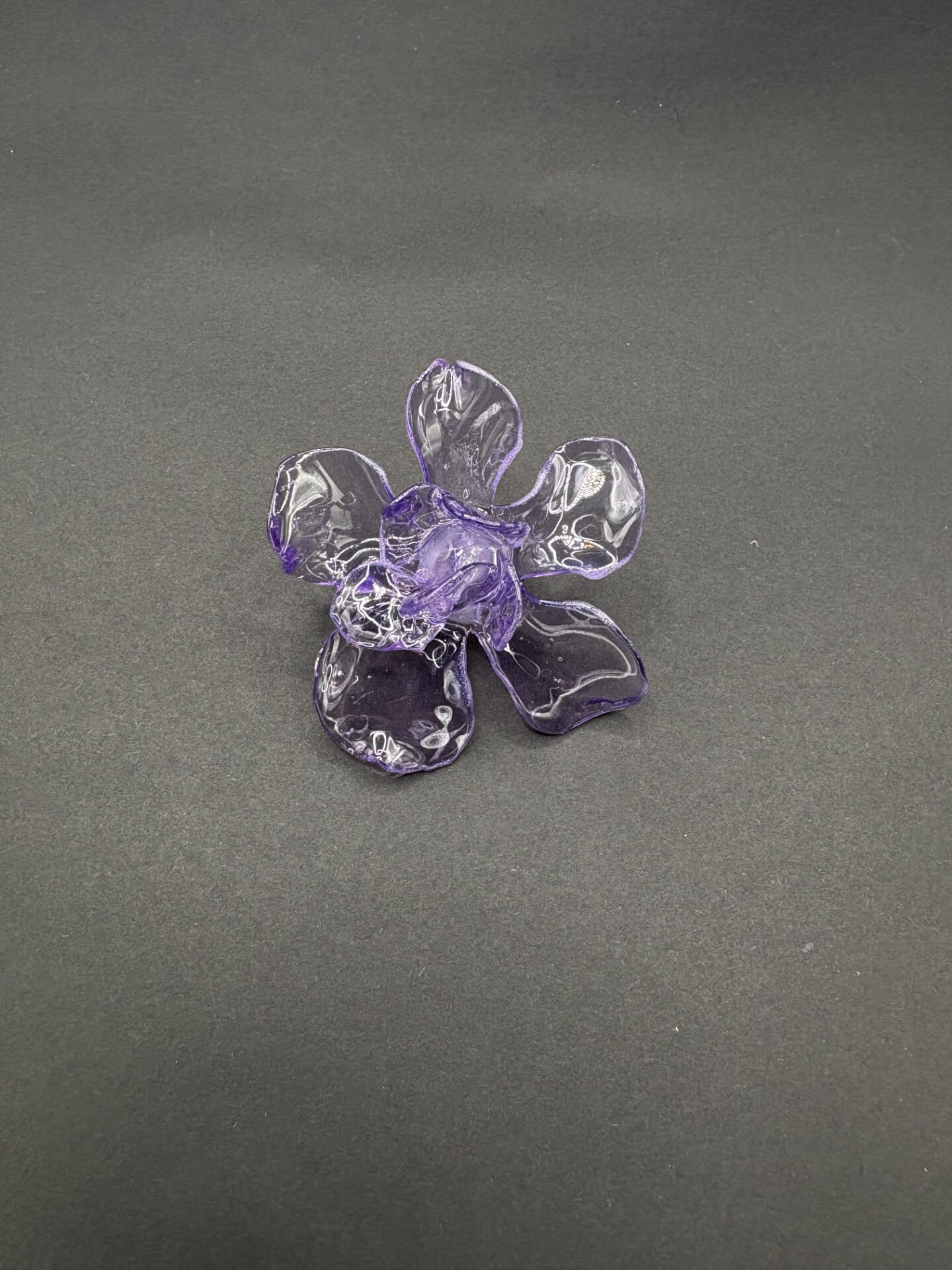 Anillo Magnolia lila