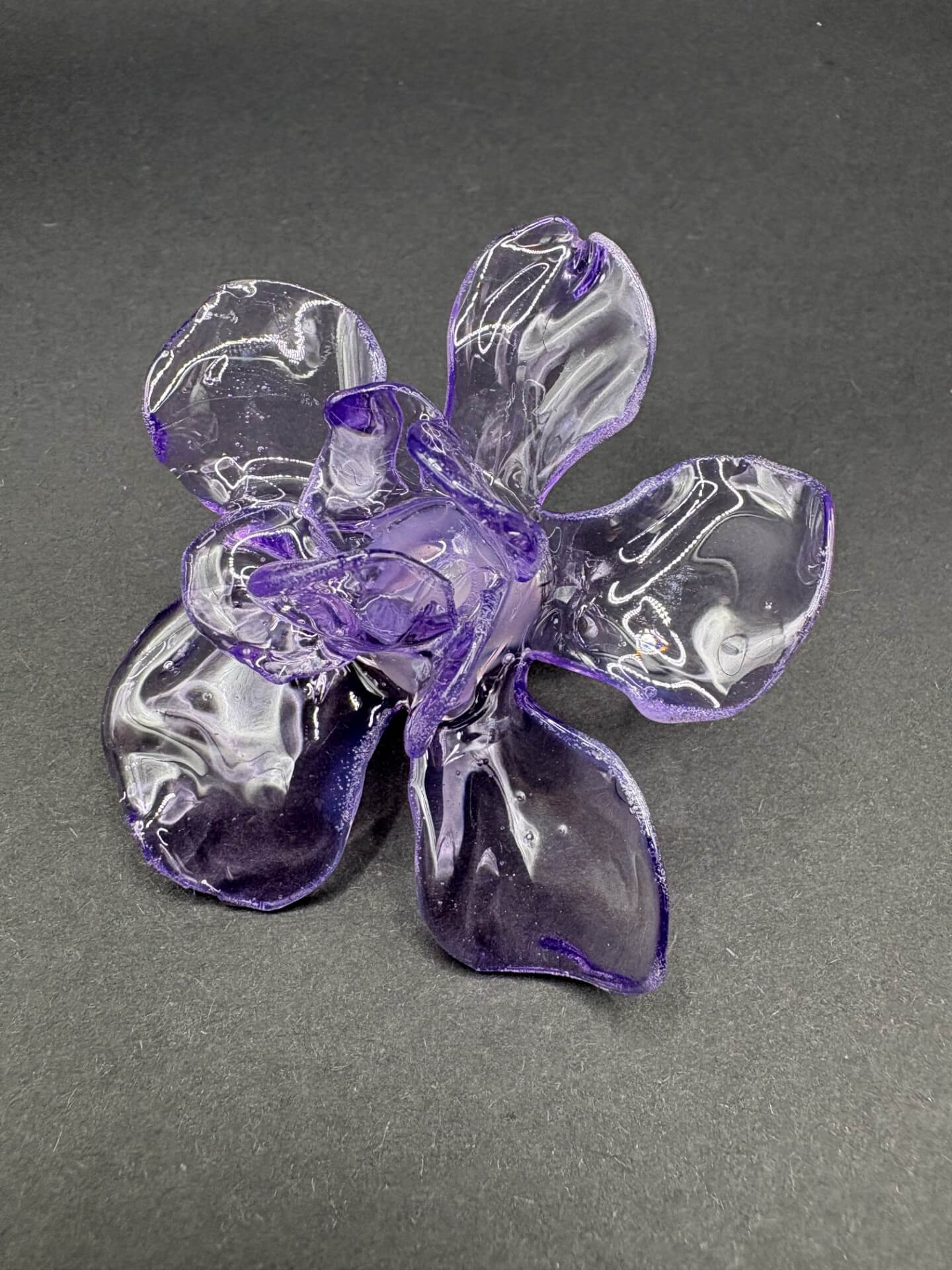 Anillo Magnolia lila