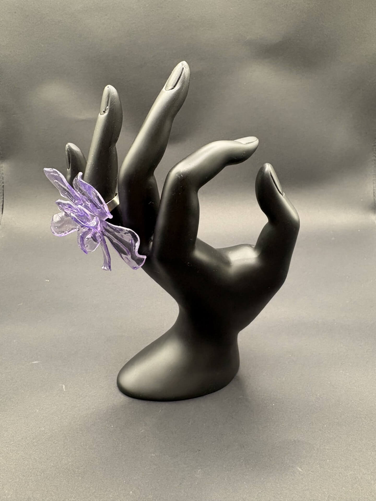 Anillo Magnolia lila